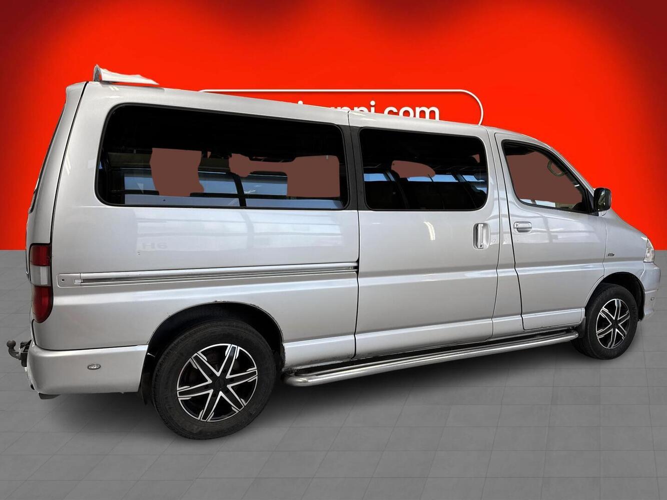 Toyota Hiace vaihtoauto