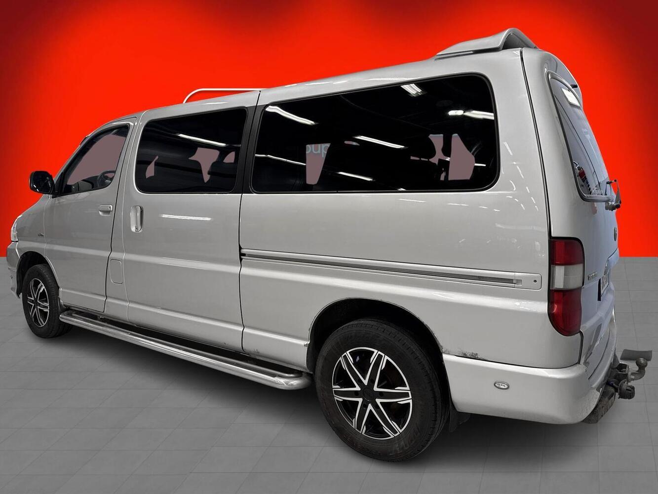 Toyota Hiace vaihtoauto