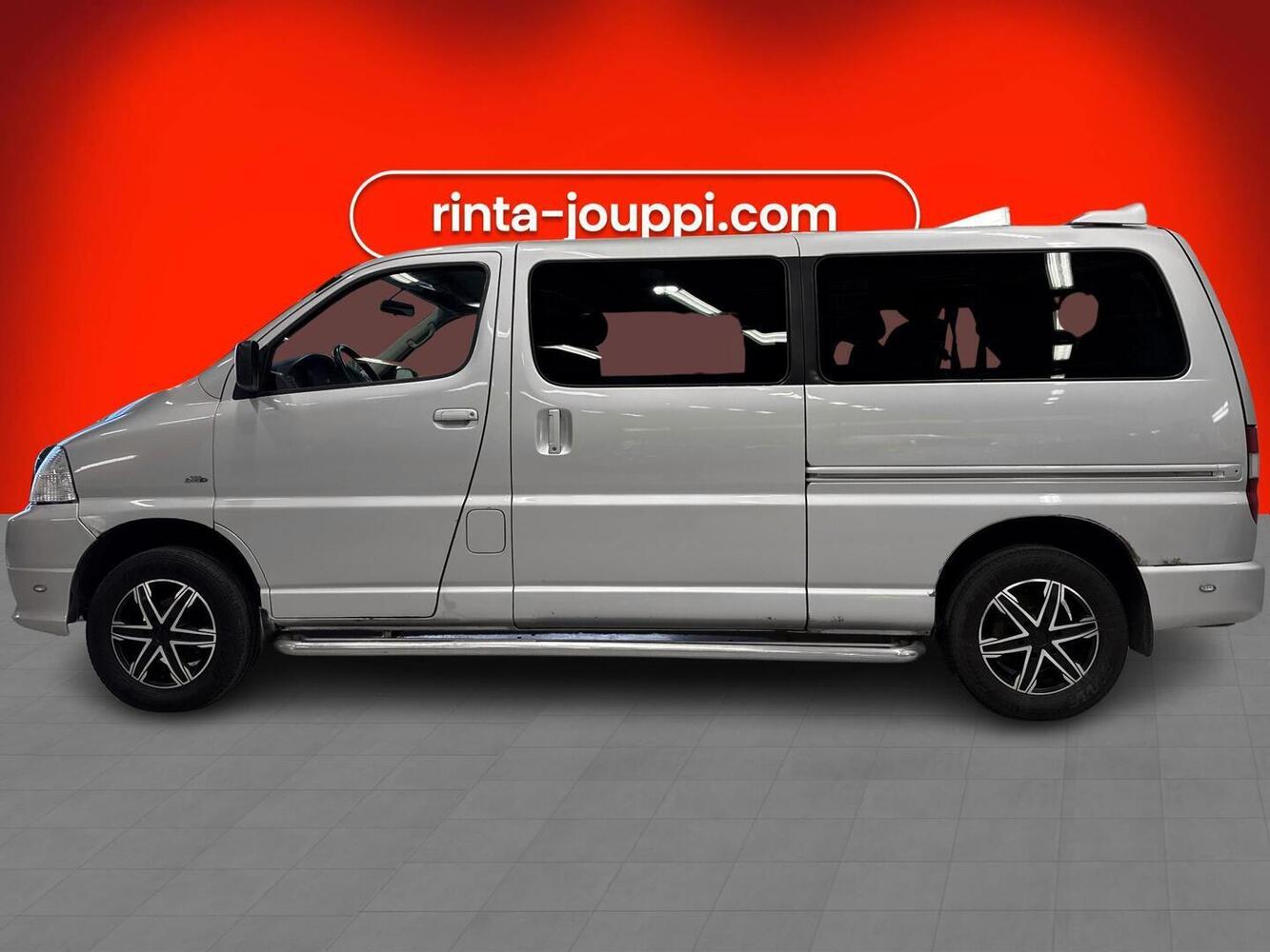 Toyota Hiace vaihtoauto
