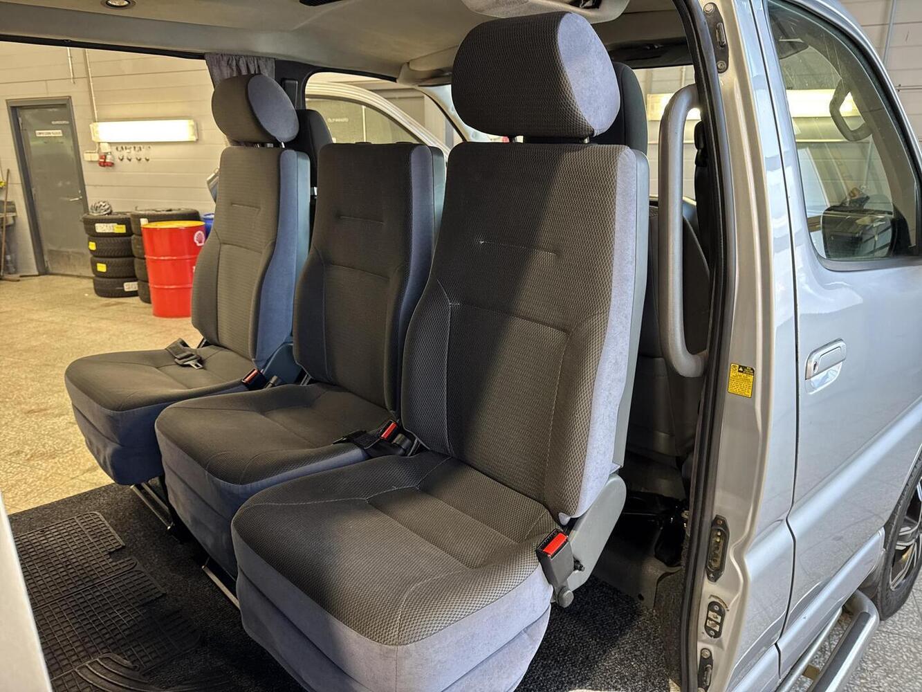 Toyota Hiace vaihtoauto