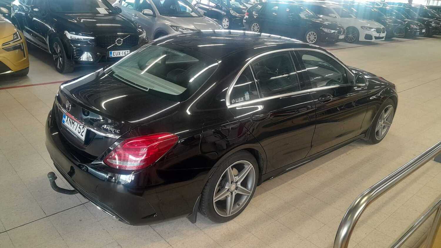 Mercedes-Benz C vaihtoauto