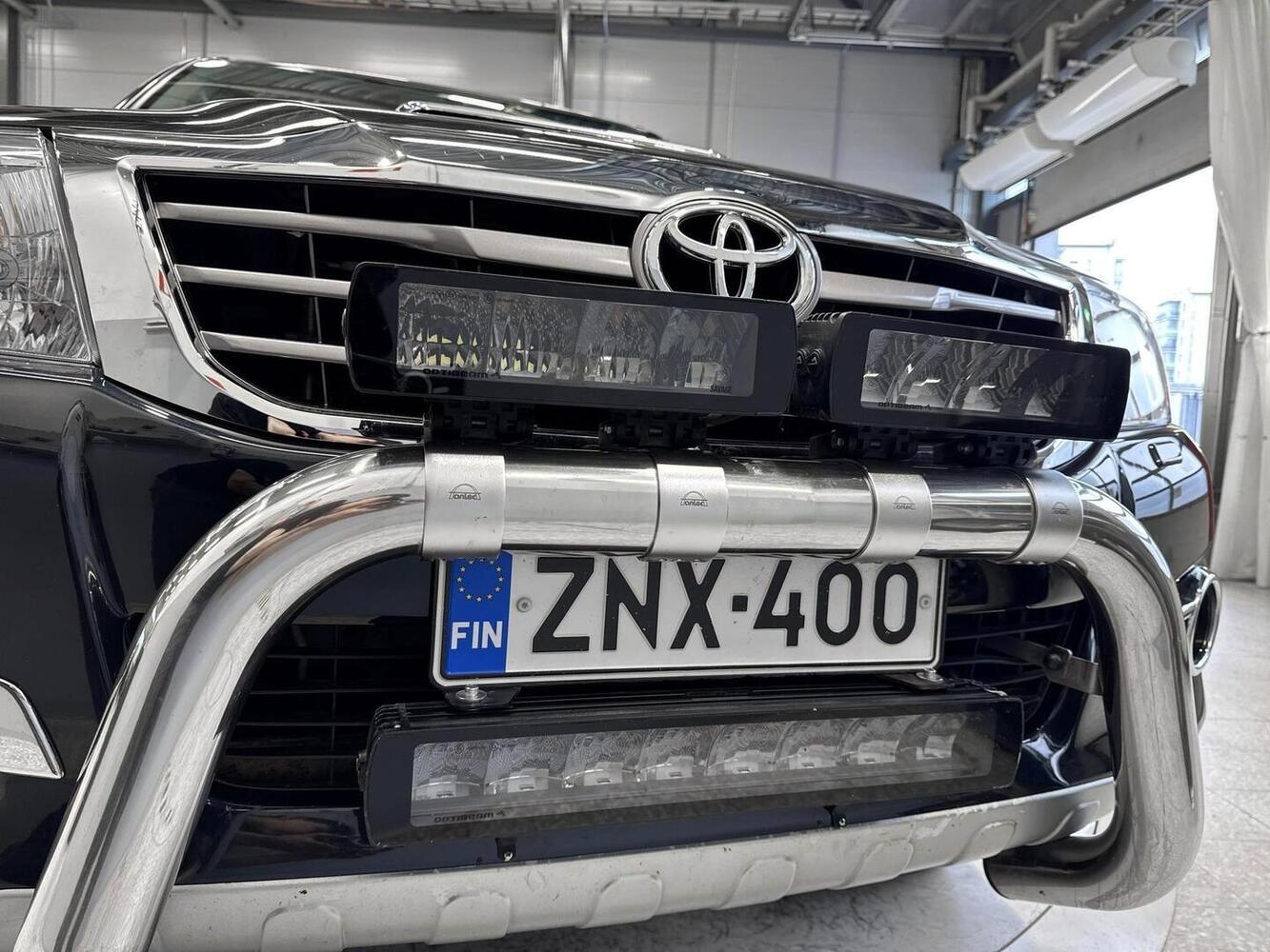 Toyota Hilux vaihtoauto