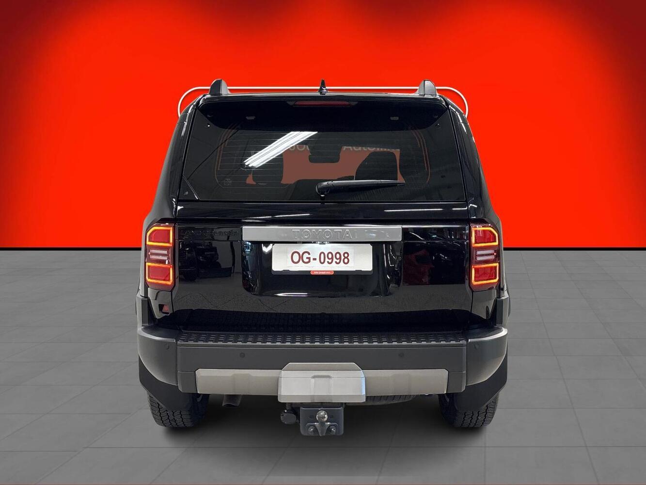 Toyota Land Cruiser vaihtoauto