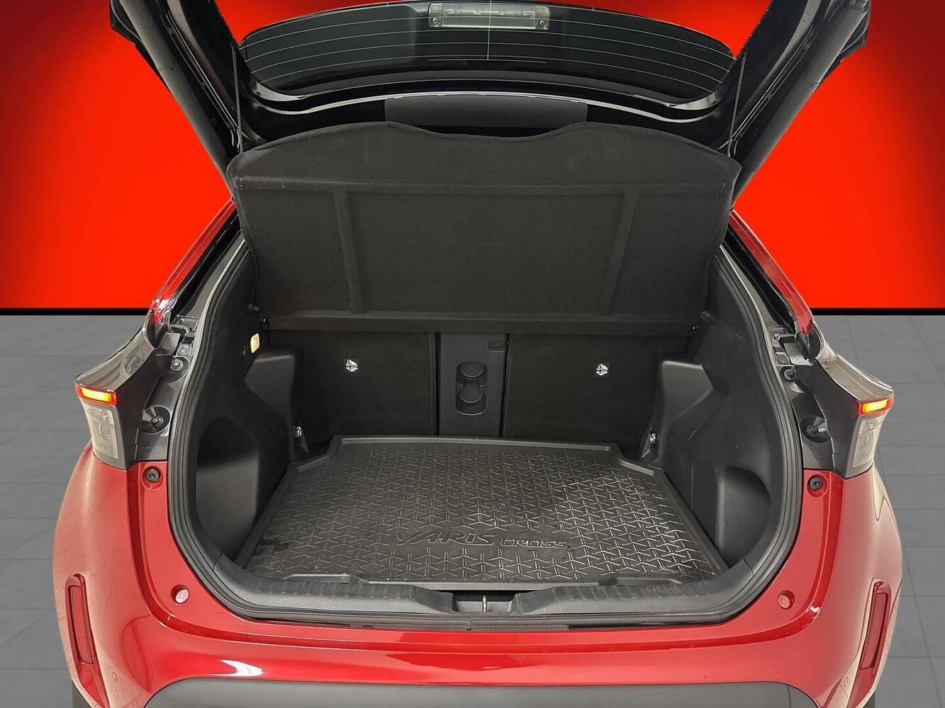 Toyota Yaris Cross vaihtoauto
