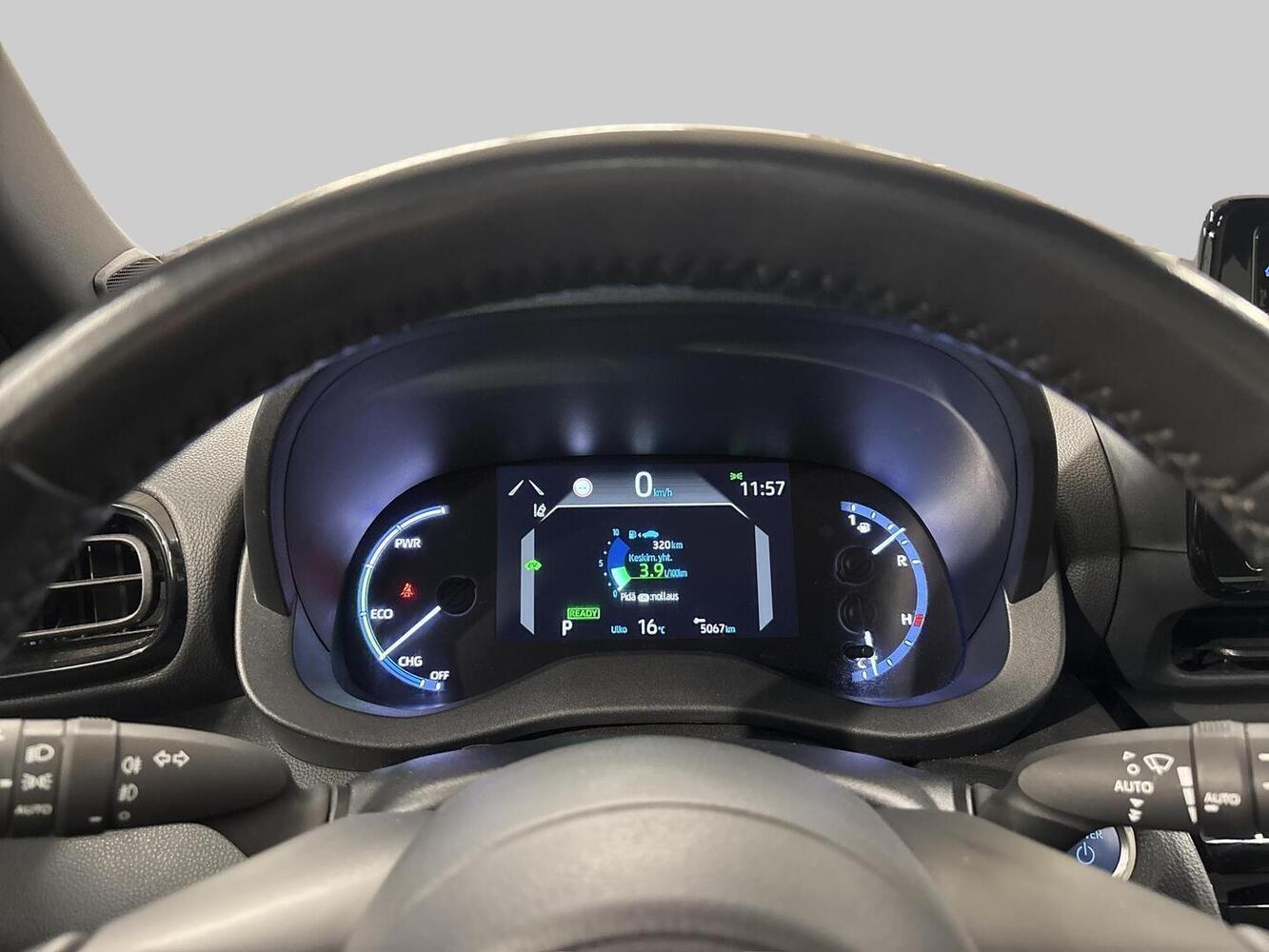 Toyota Yaris Cross vaihtoauto