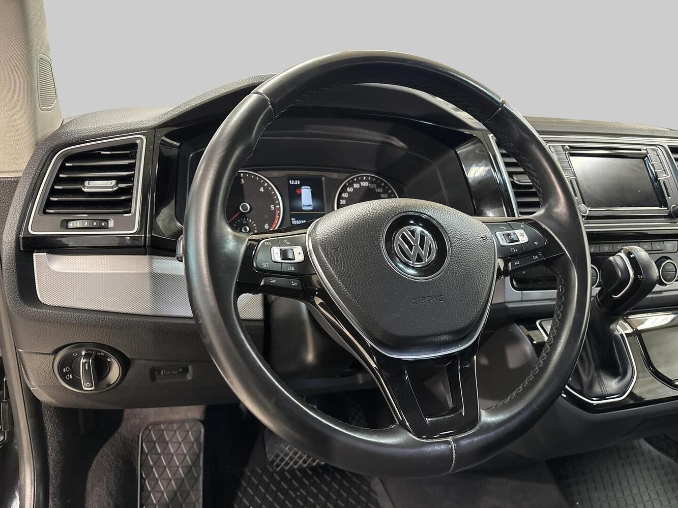 Volkswagen Multivan vaihtoauto