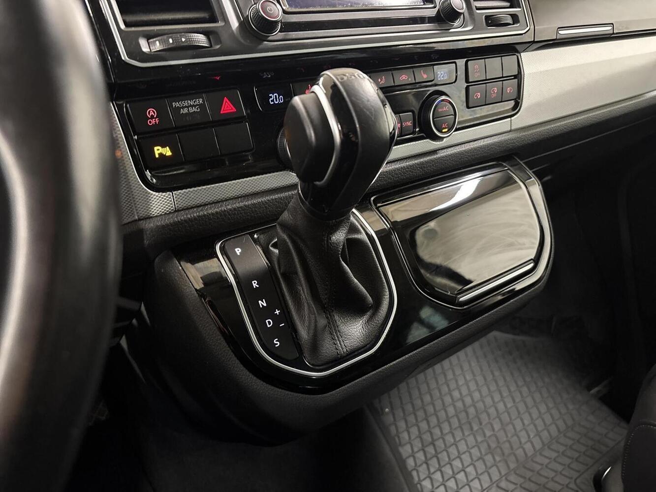 Volkswagen Multivan vaihtoauto