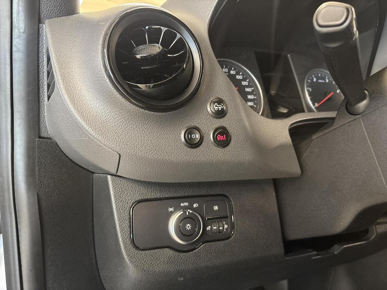 Mercedes-Benz Sprinter vaihtoauto