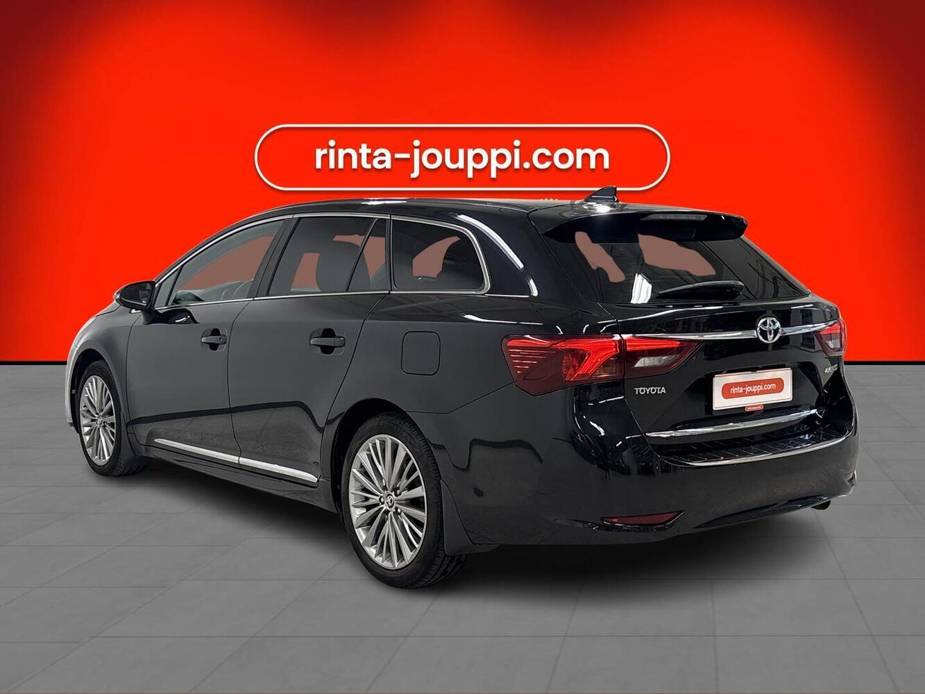 Toyota Avensis vaihtoauto