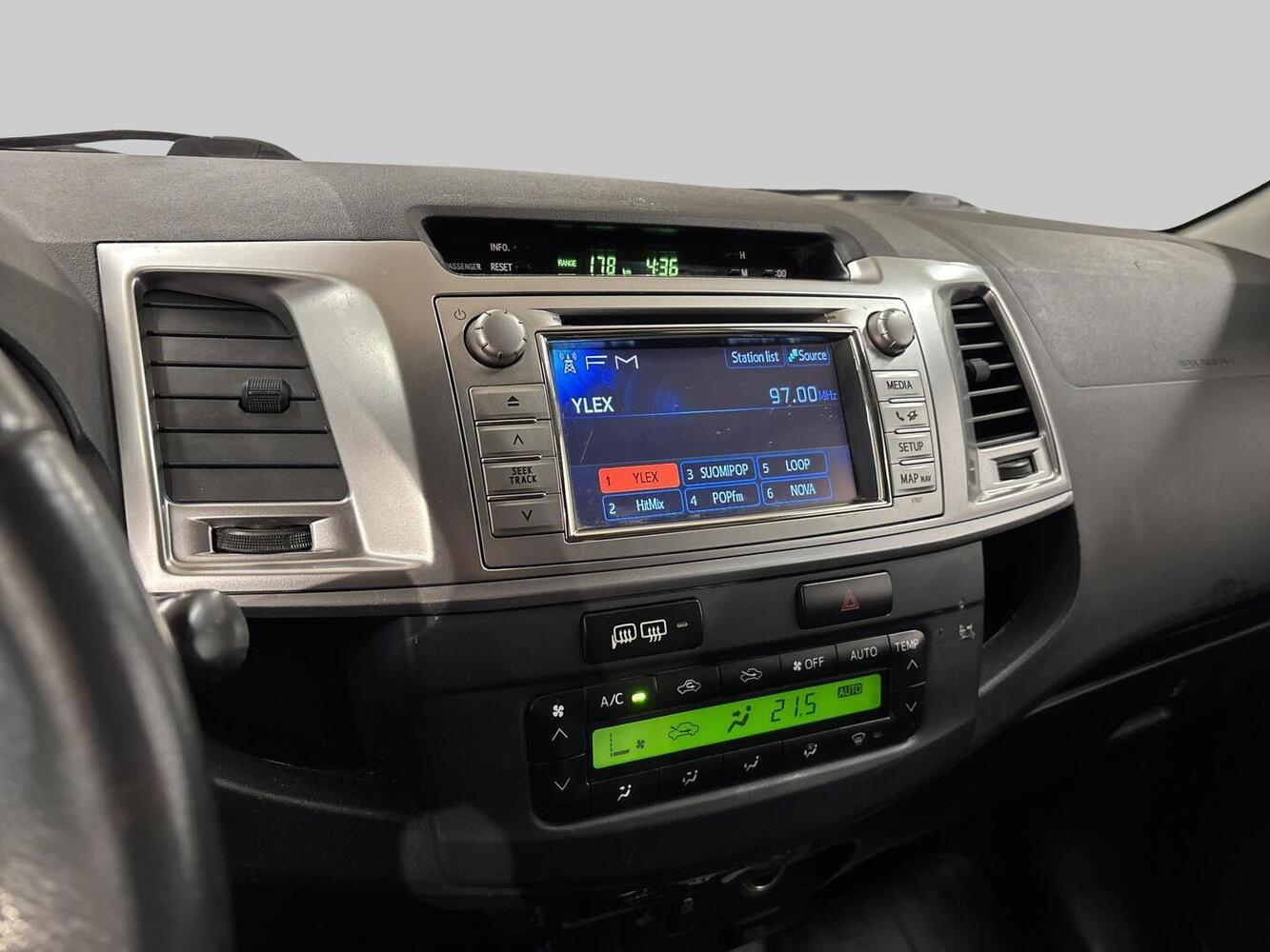 Toyota Hilux vaihtoauto
