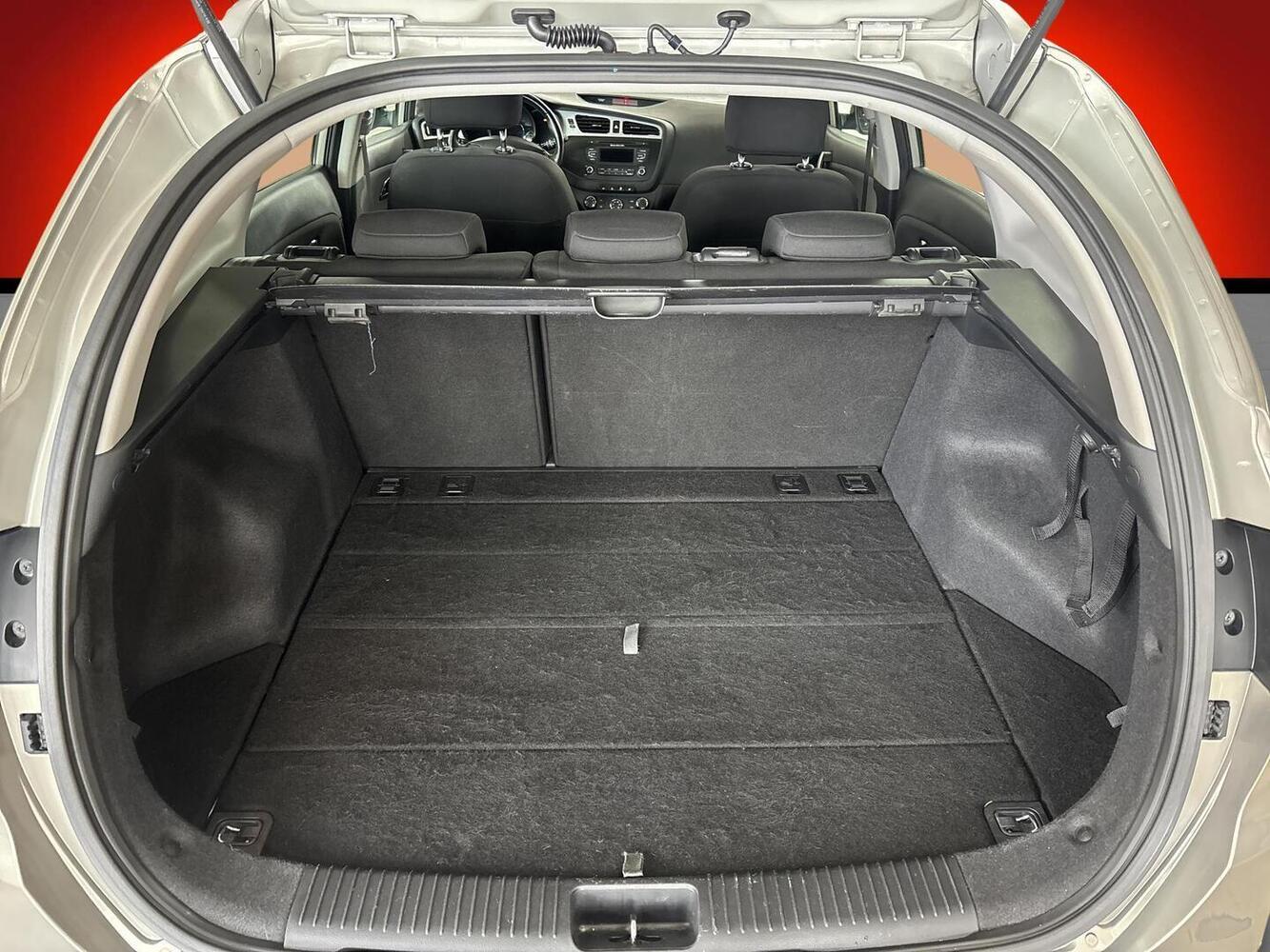 Kia Ceed vaihtoauto