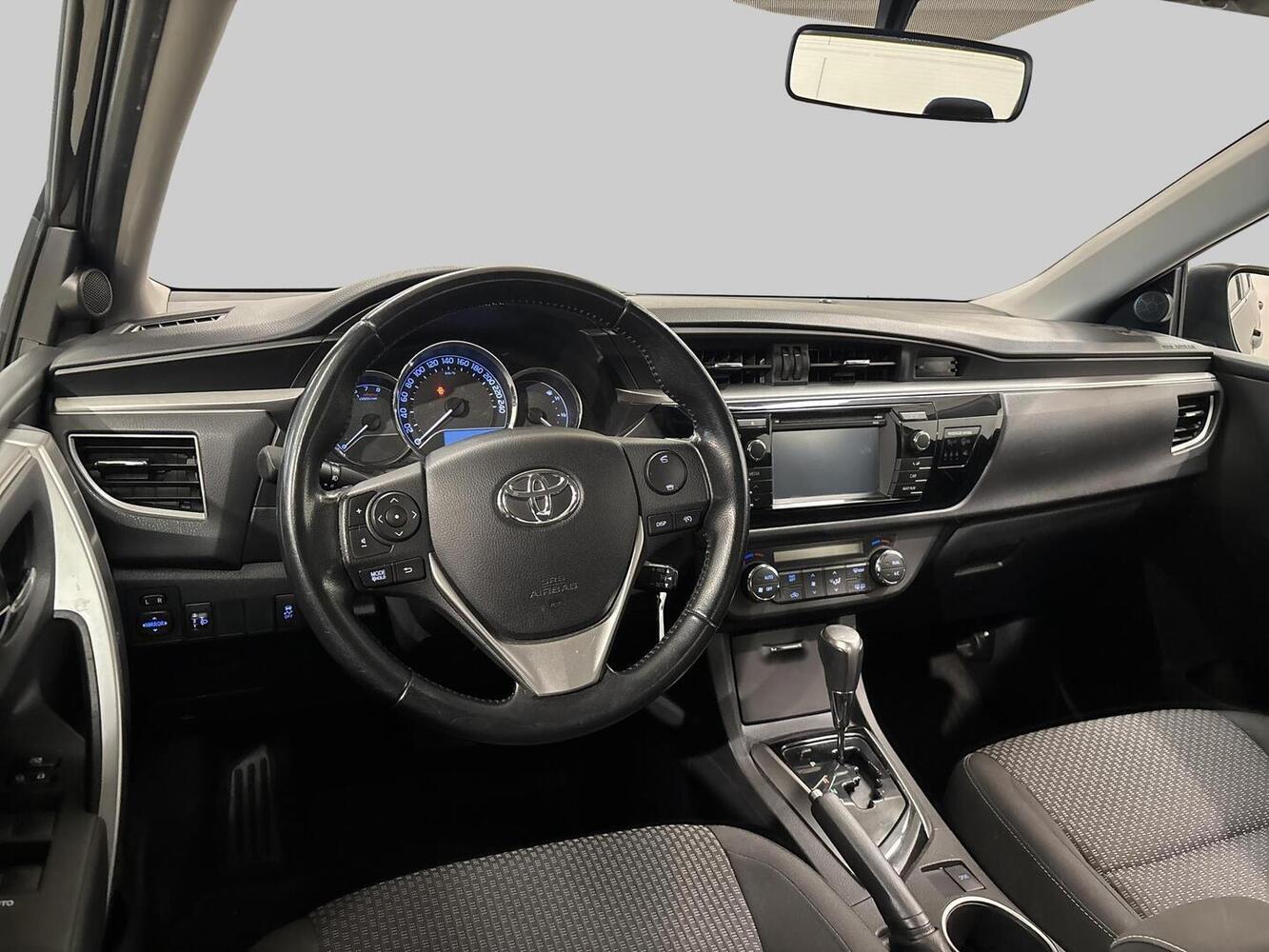 Toyota Corolla vaihtoauto