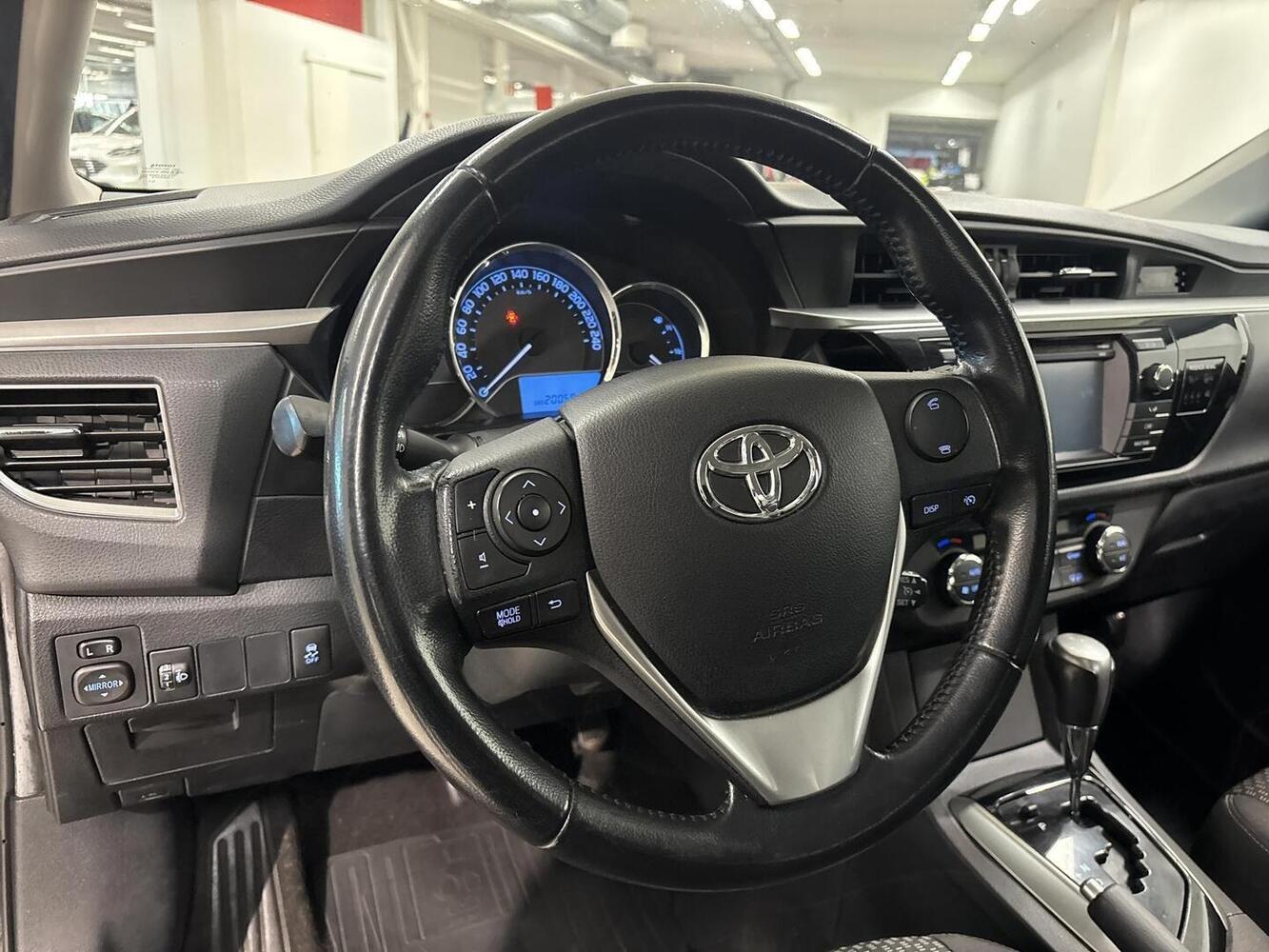 Toyota Corolla vaihtoauto