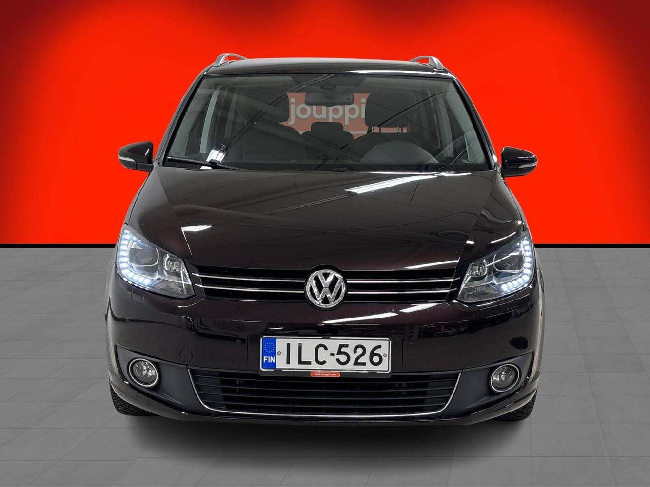 Volkswagen Touran vaihtoauto