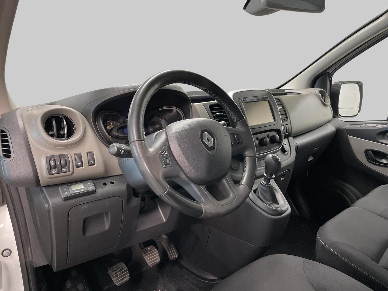 Renault Trafic vaihtoauto