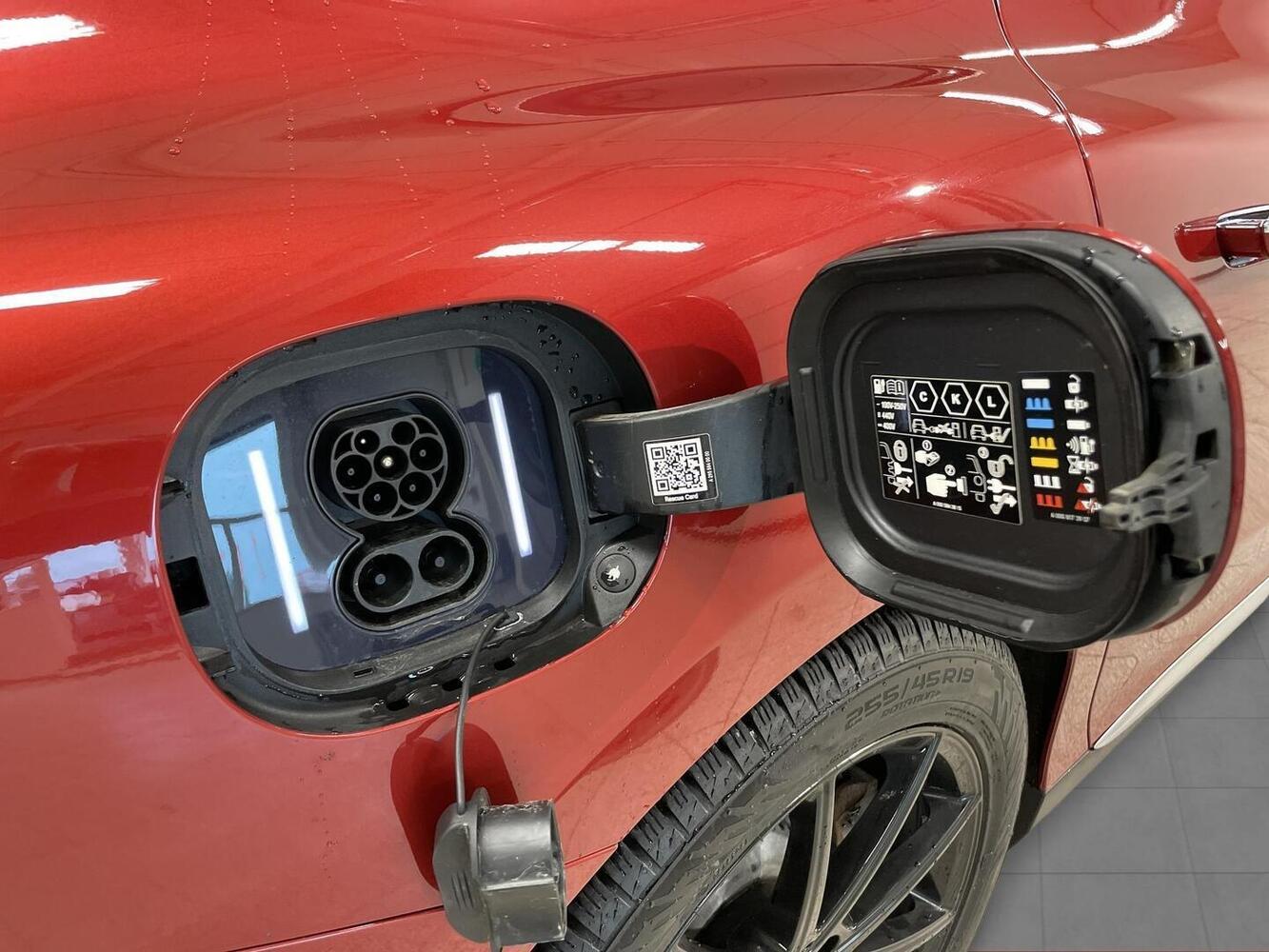Mercedes-Benz EQE vaihtoauto