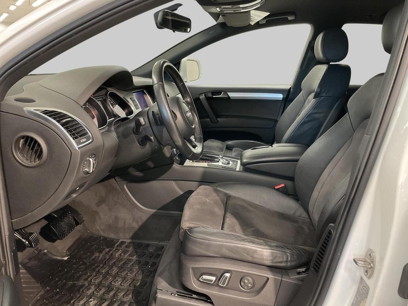 Audi Q7 vaihtoauto