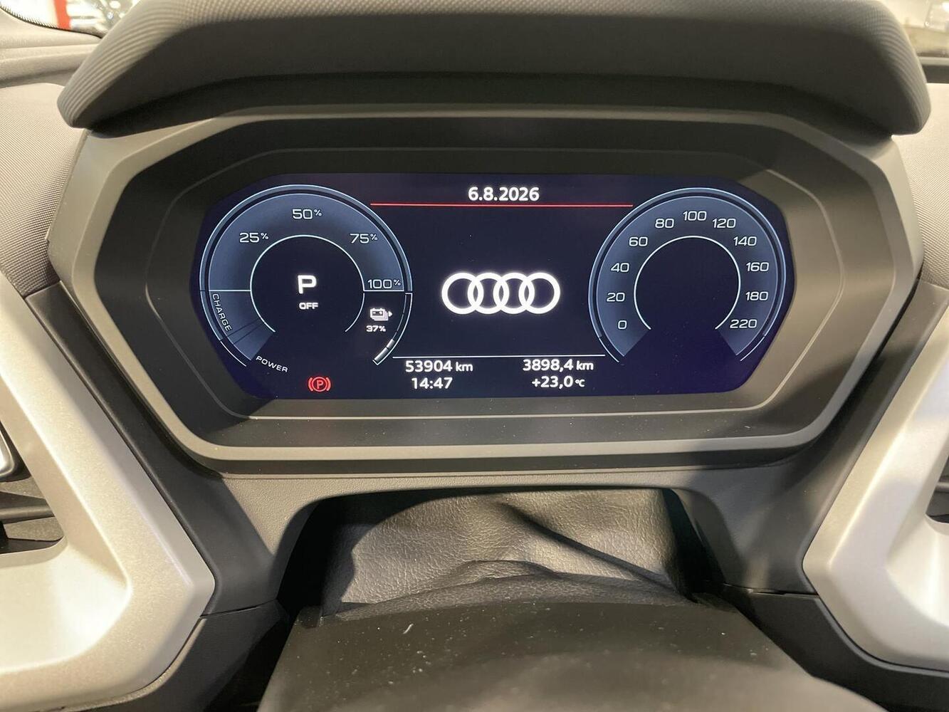 Audi Q4 e-tron vaihtoauto