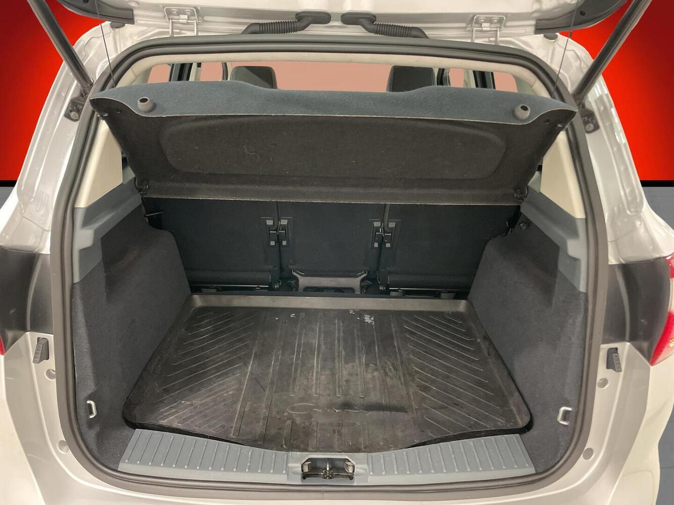 Ford C-MAX vaihtoauto
