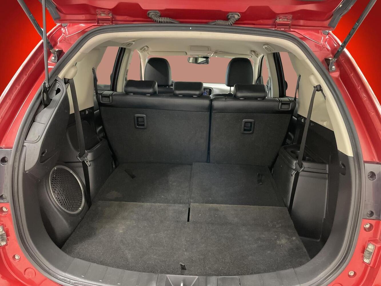 Mitsubishi Outlander vaihtoauto