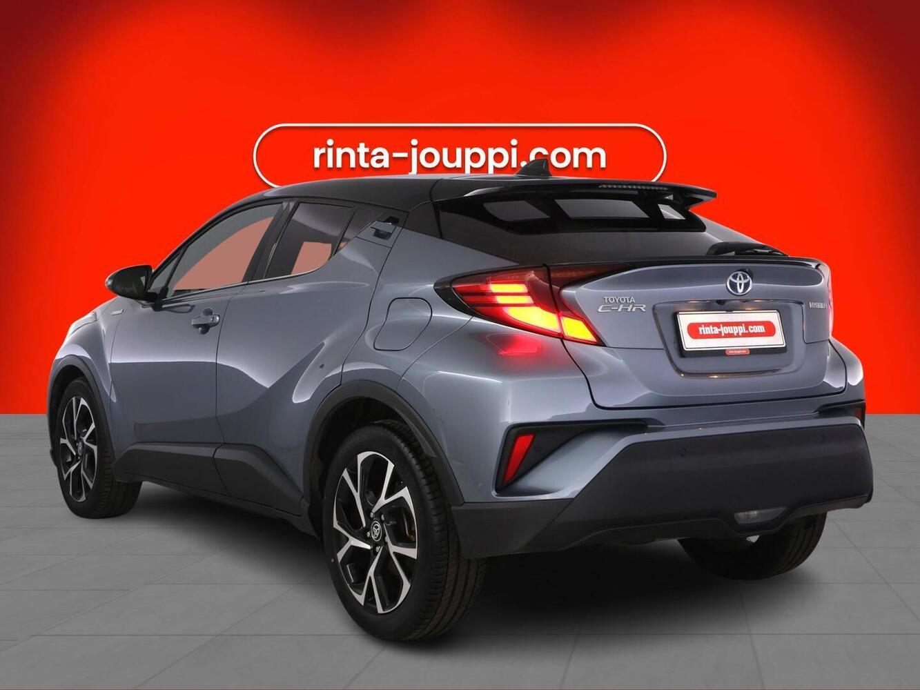 Toyota C-HR vaihtoauto