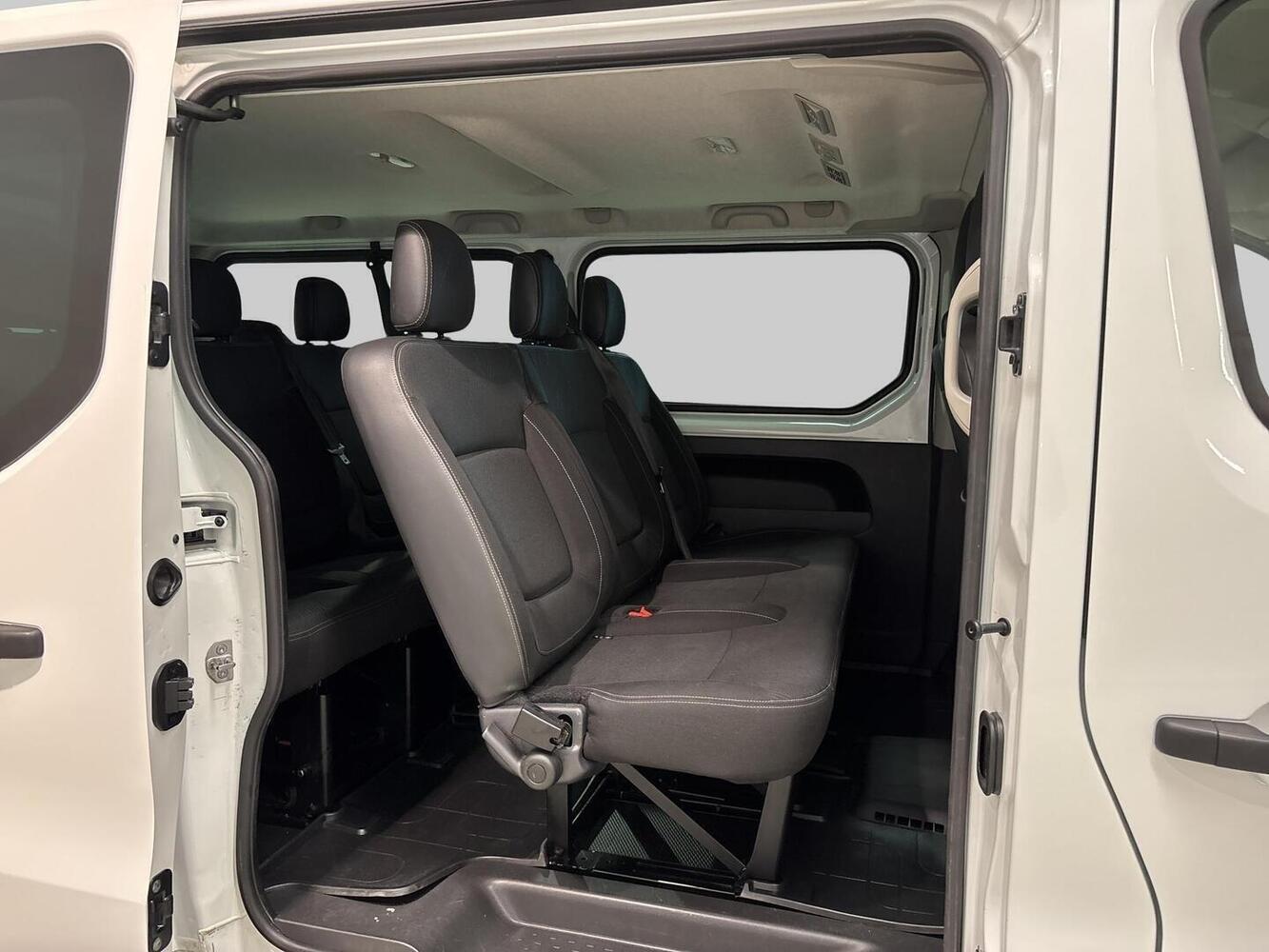 Nissan NV300 vaihtoauto