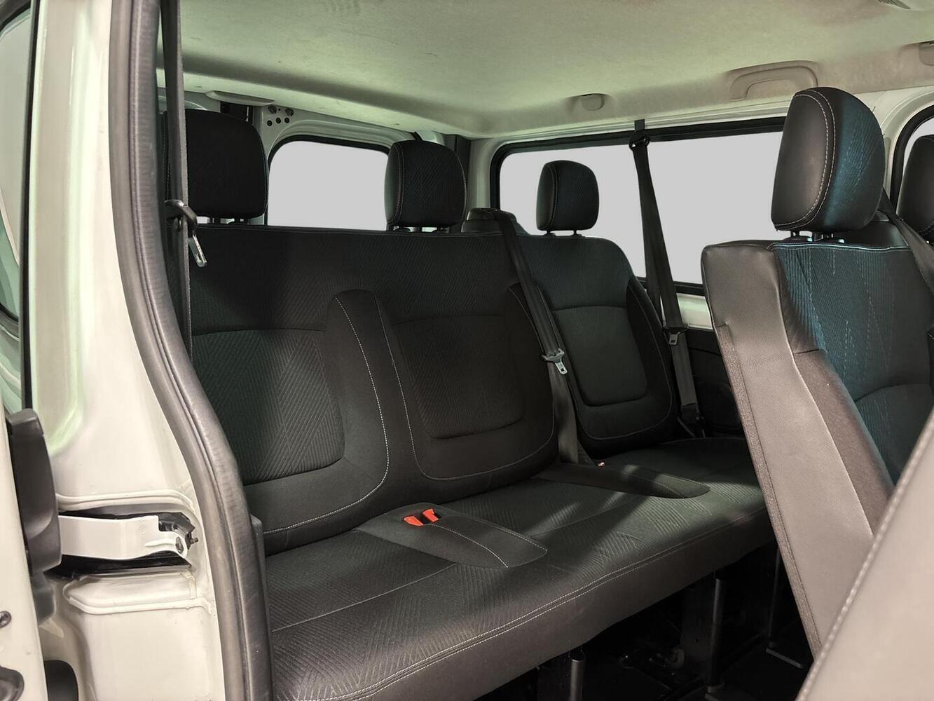 Nissan NV300 vaihtoauto