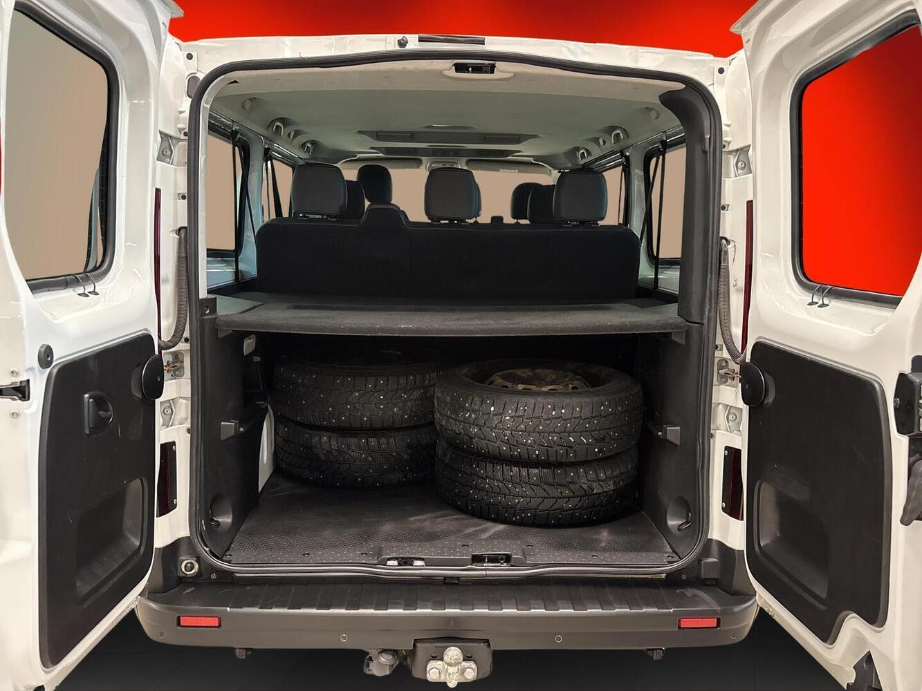 Nissan NV300 vaihtoauto