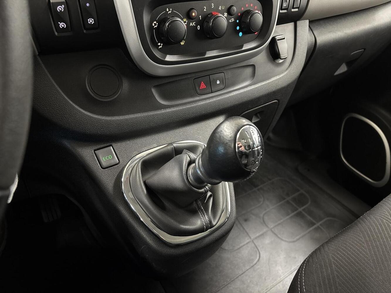 Nissan NV300 vaihtoauto