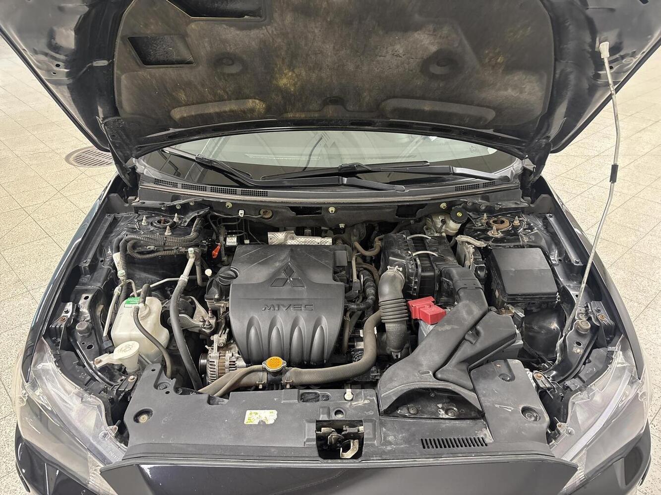 Mitsubishi Lancer vaihtoauto