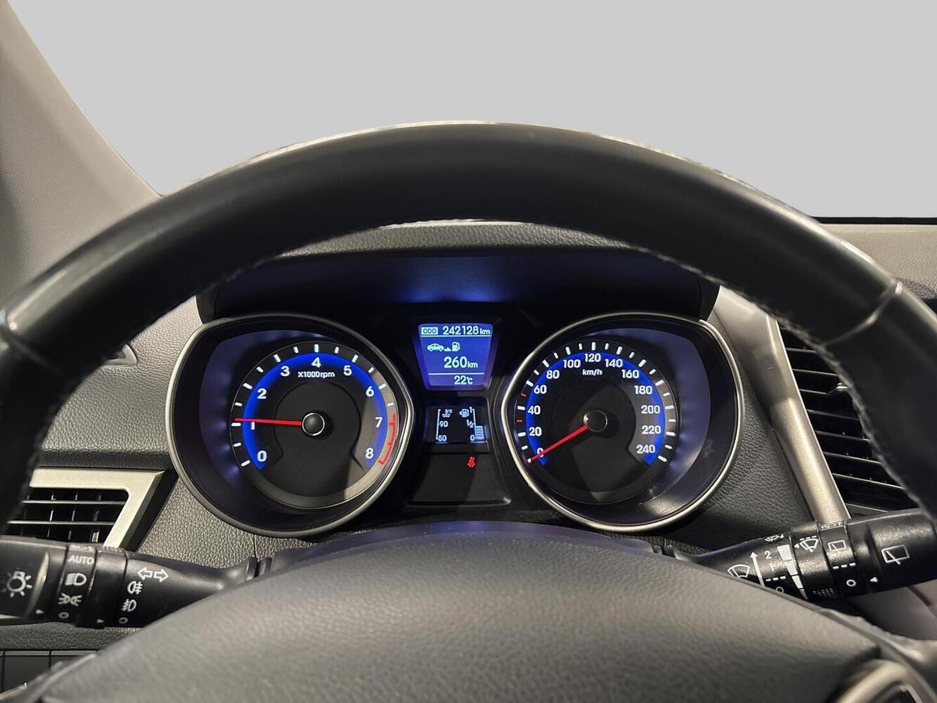 Hyundai i30 5d vaihtoauto