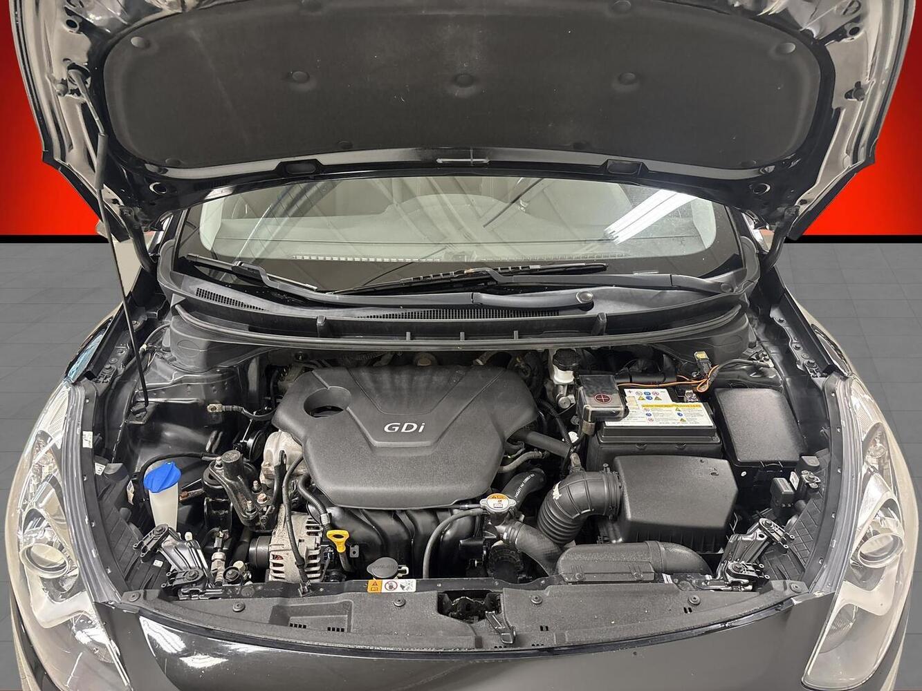 Hyundai i30 5d vaihtoauto