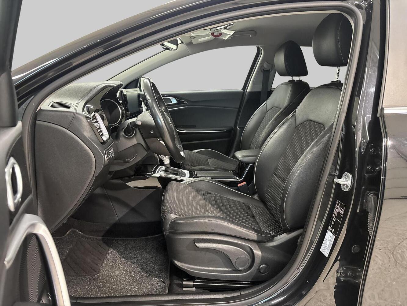 Kia XCeed vaihtoauto