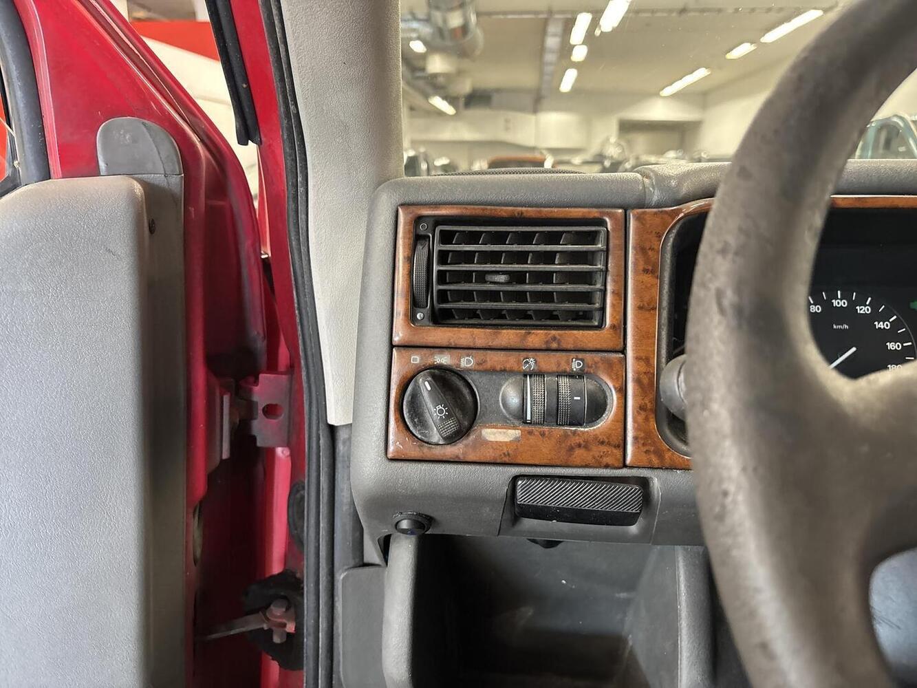 Volkswagen Transporter vaihtoauto