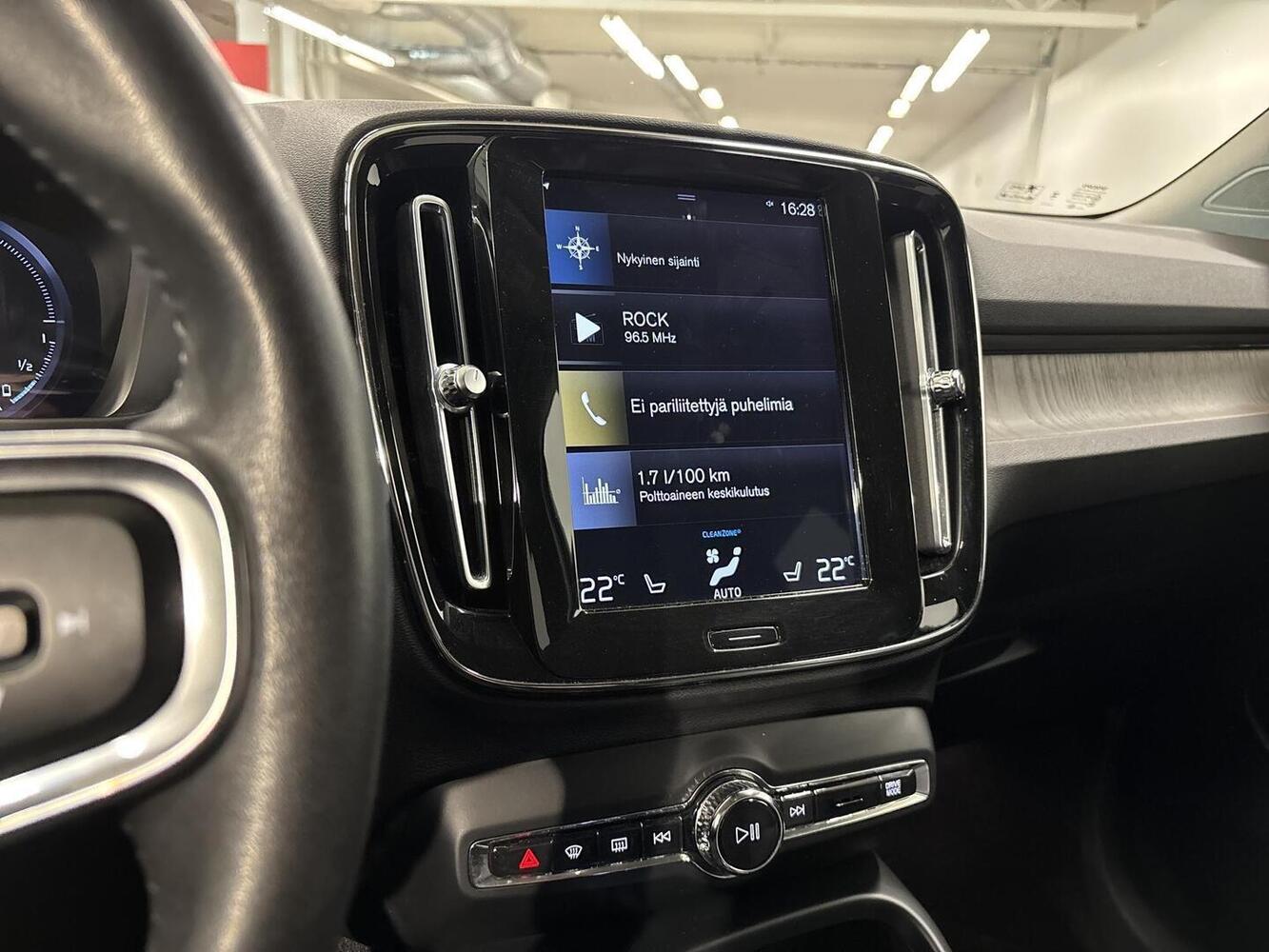 Volvo XC40 vaihtoauto