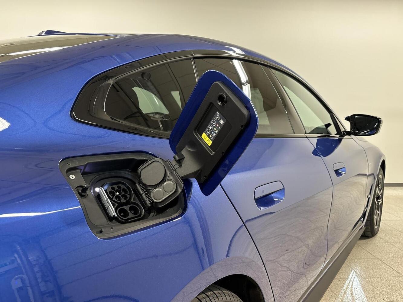 BMW i4 vaihtoauto