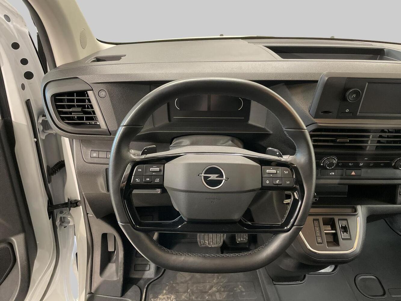Opel Vivaro vaihtoauto