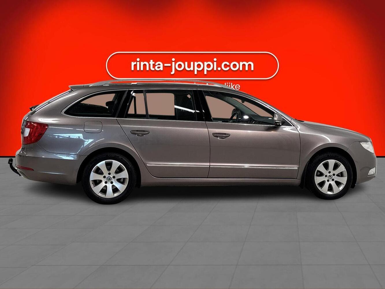 Skoda Superb vaihtoauto