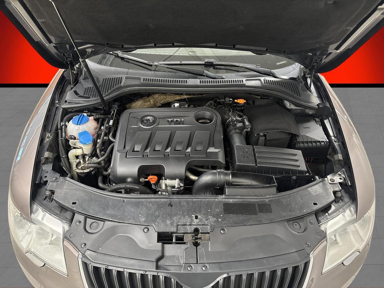 Skoda Superb vaihtoauto