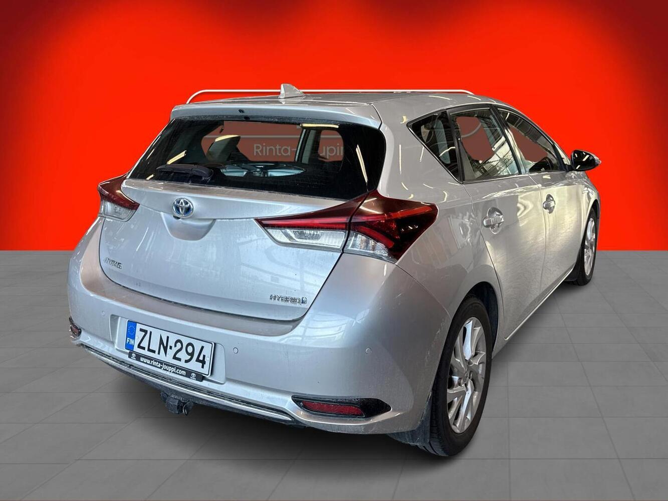 Toyota Auris vaihtoauto
