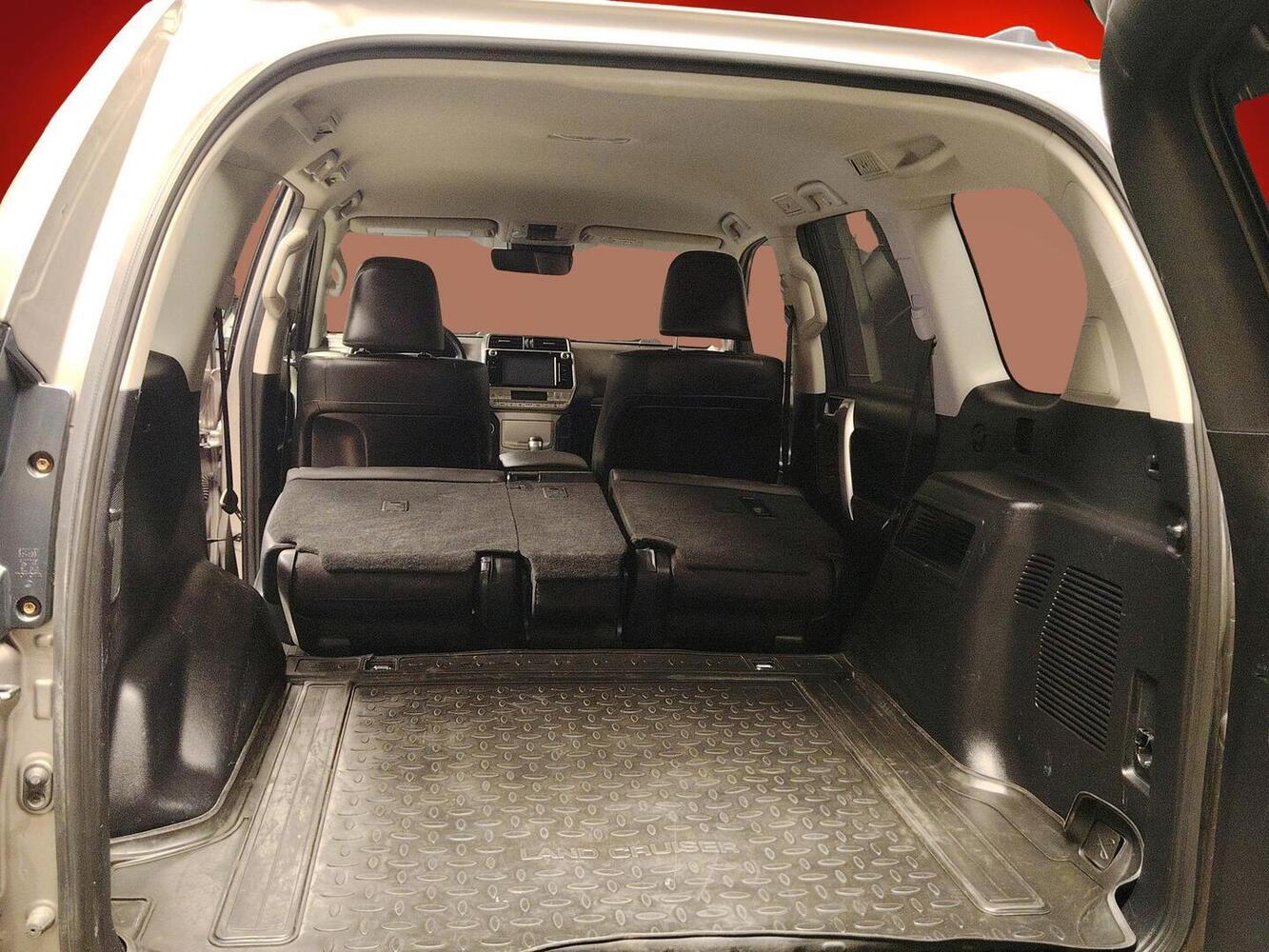Toyota Land Cruiser vaihtoauto