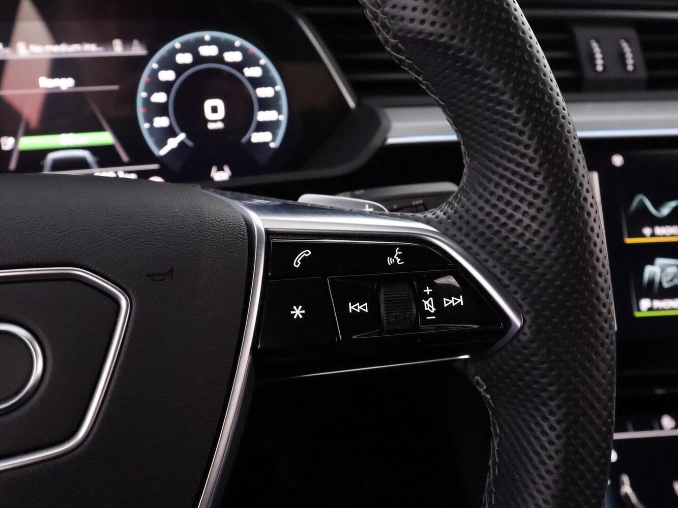 Audi e-tron vaihtoauto