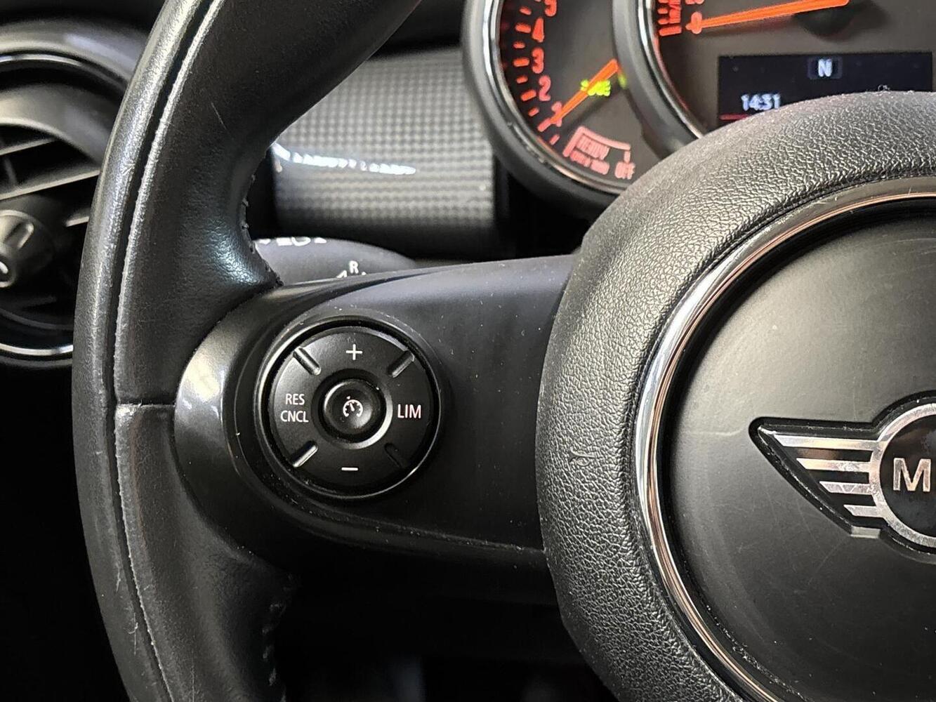 Mini Cooper vaihtoauto