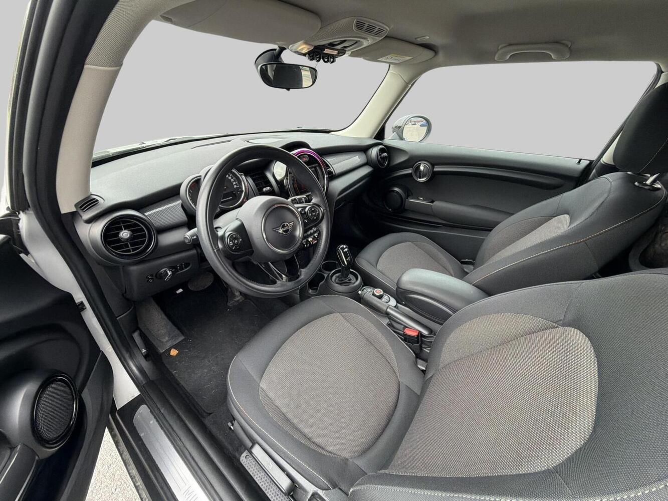 Mini Cooper vaihtoauto