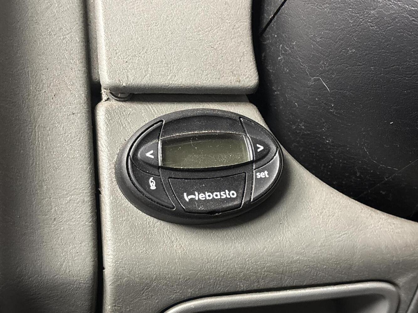Nissan Primastar vaihtoauto