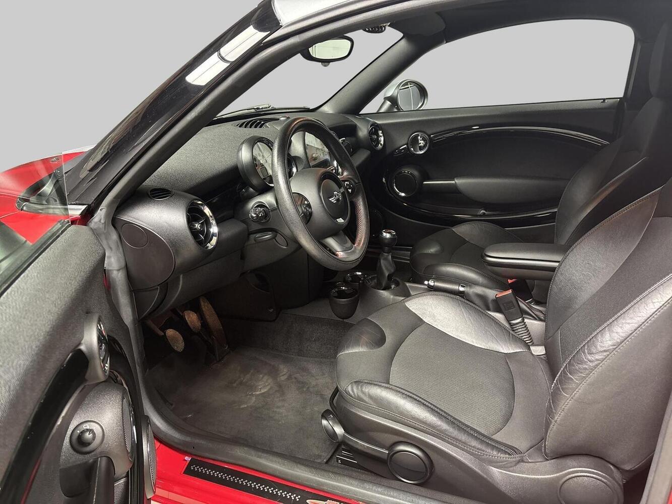 Mini Cooper vaihtoauto