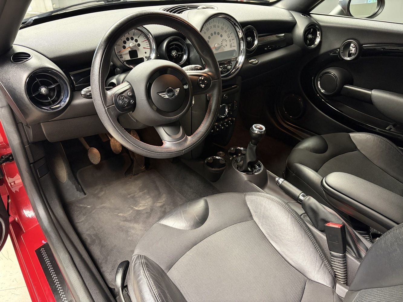 Mini Cooper vaihtoauto