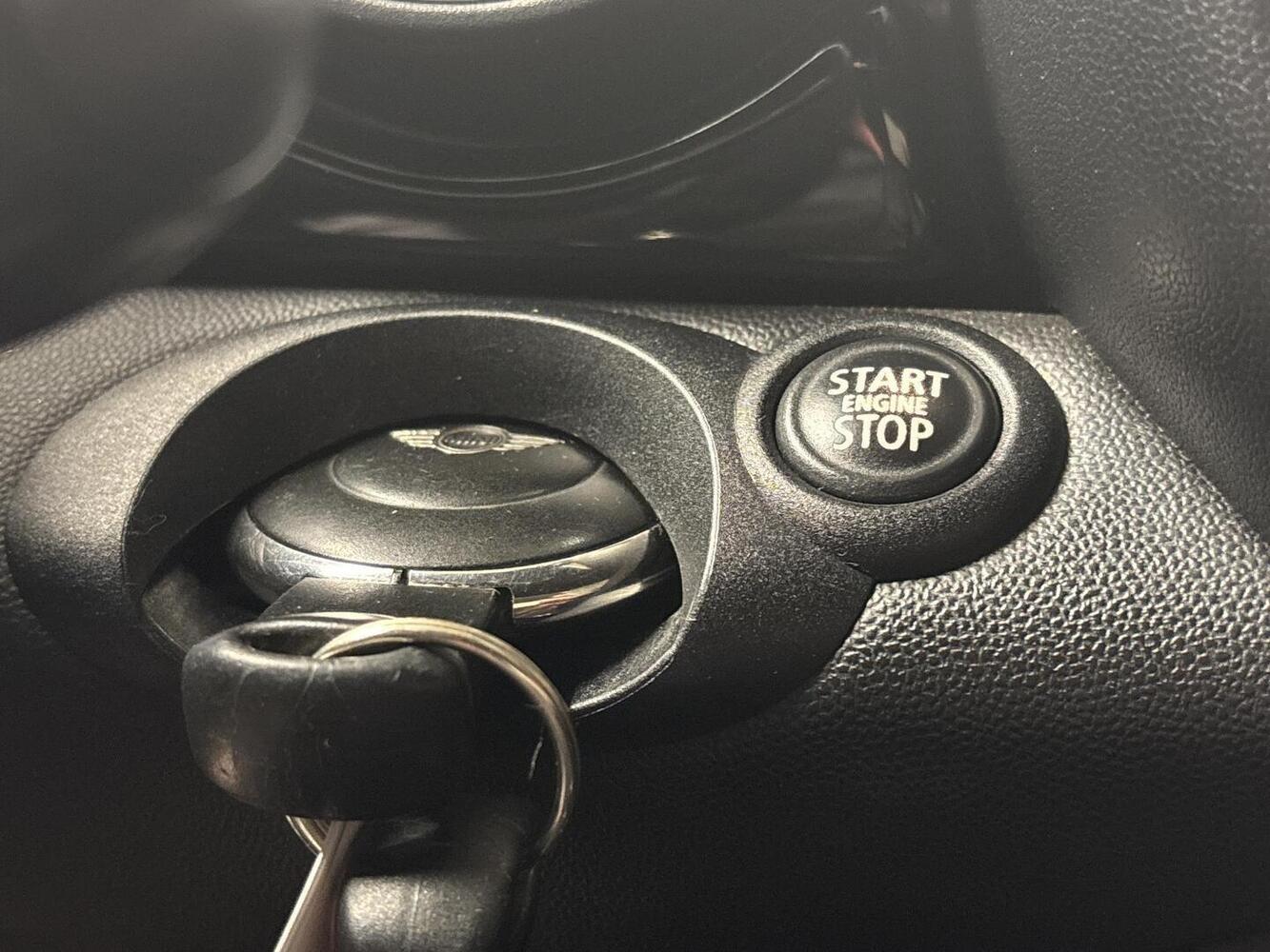 Mini Cooper vaihtoauto