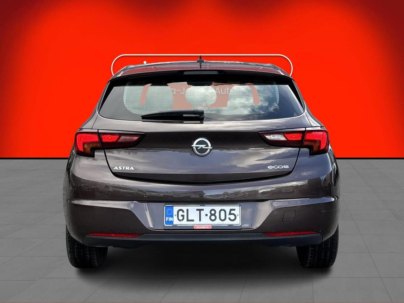 Opel Astra vaihtoauto