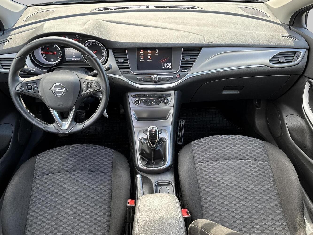 Opel Astra vaihtoauto